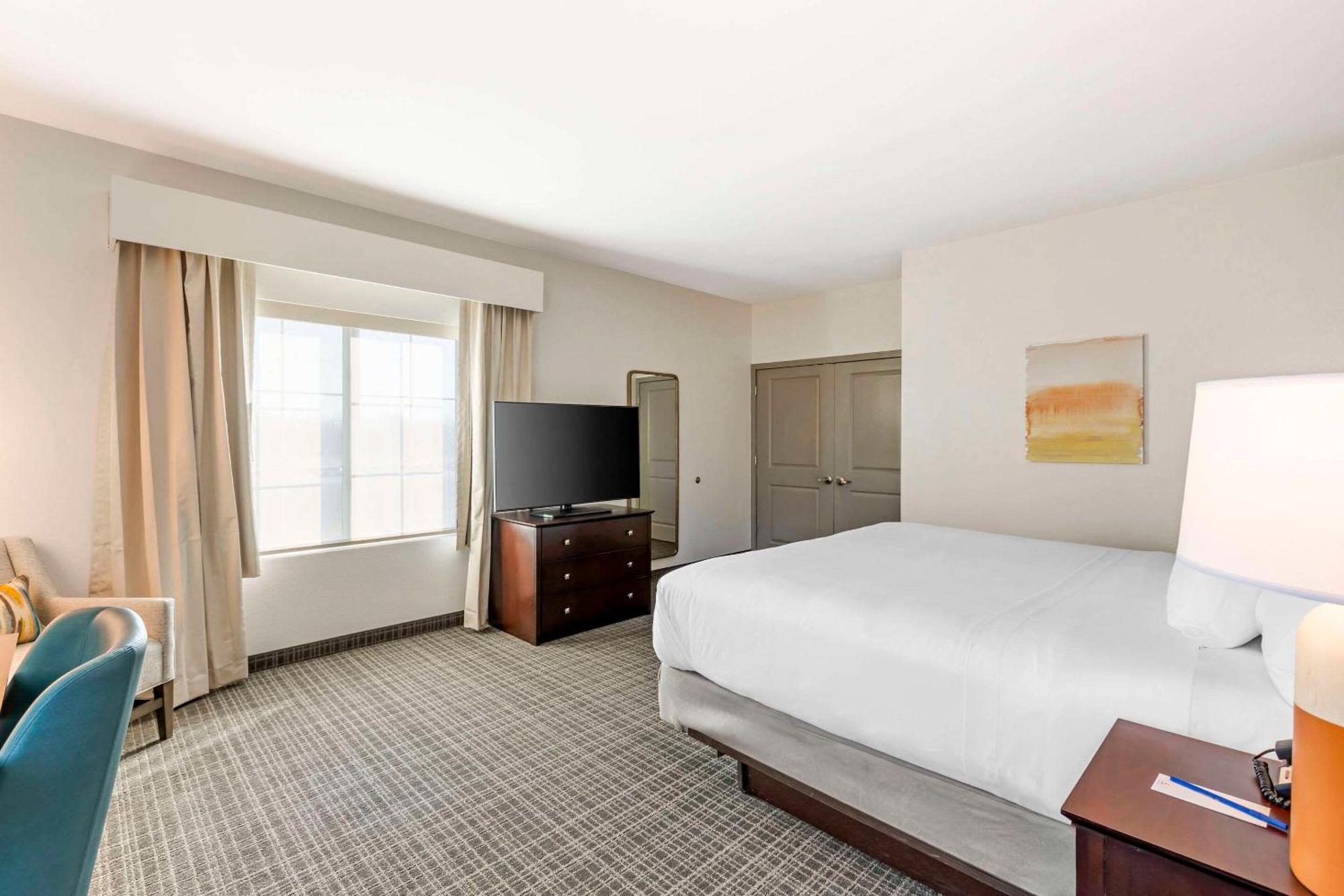 Comfort Inn & Suites Verona At Turning Stone Resort Casino Екстер'єр фото