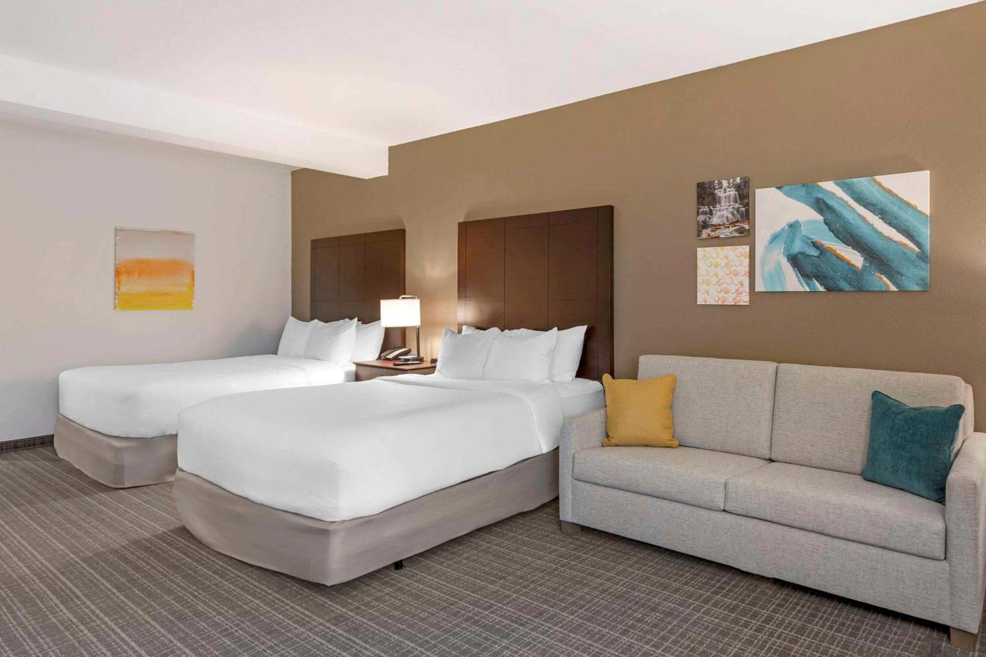 Comfort Inn & Suites Verona At Turning Stone Resort Casino Екстер'єр фото